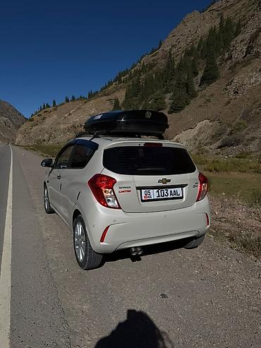 Chevrolet: Chevrolet Spark: 2016 г., 1 л, Автомат, Бензин, Хэтчбэк — 2