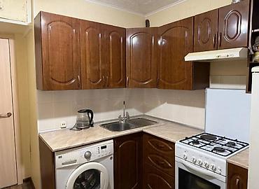 flat rentals near me: 1 комната, Ошский мкр., Собственник, Только девушкам, от 6 месяцев, С мебелью полностью — 4