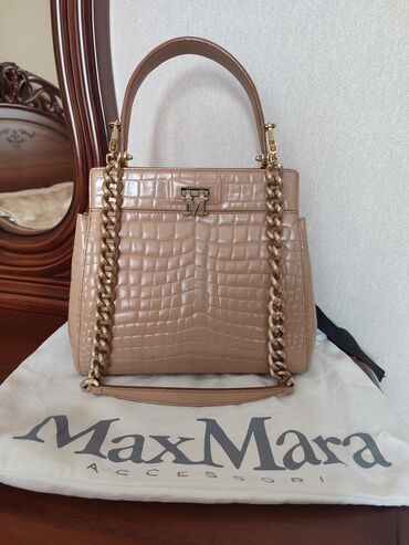 италия сумки: Кожаннаясумка Maxmara оригинал, в идеальном состоянии. пару выходов