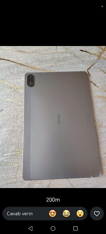 honor pad x8b: HONOR planşet - Brend: HONOR - Korpusu metal effektli boz/rəng - Arxa — 2