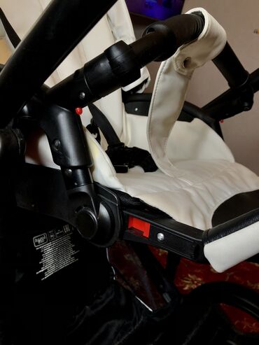 Gəzinti arabaları: Cemi 4 ay istifade olunub yeni kimidir. 2 lyulkadan ibaretdir . Cox — 11