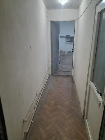 Недвижимость: Şassenin yanı,yoldan 30 m içəridə super şəraitli yer. Qaz,iıq,su,kombi — 9
