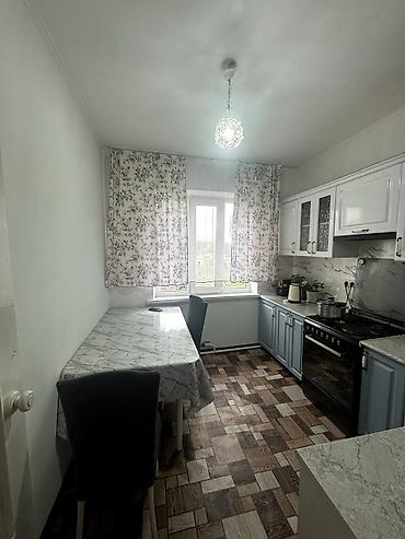 Продажа квартир: 4 комнаты, 90 м², 3 этаж — 8