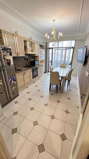 Продажа квартир: 3 комнаты, 136 м², 106 серия улучшенная, Евроремонт — 14