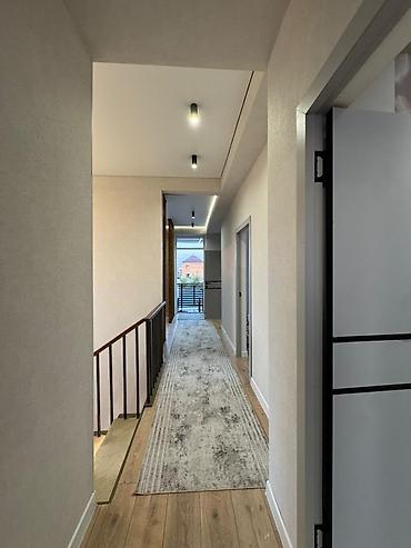 Продажа коттеджей и домов: 4 комнаты, 160 м², 6 соток, Бишкек — 14