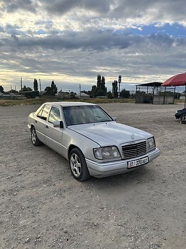 34 е: Mercedes-Benz E-Class: 1995 г., 2.8 л, Механика, Бензин, Седан — 4