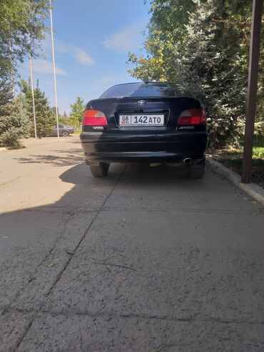 как можно купить машину в рассрочку: Toyota Avensis: 1999 г., 1.6 л, Механика, Бензин, Седан
