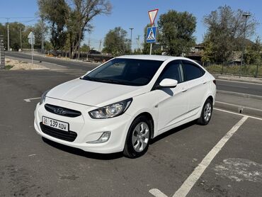 Hyundai: Hyundai Solaris: 2013 г., 1.4 л, Автомат, Бензин, Седан
