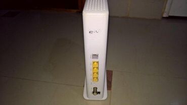 Modemi, ruteri i mrežni uređaji: Various used modems and routers from brands like Sagemcom, ZTE — 2