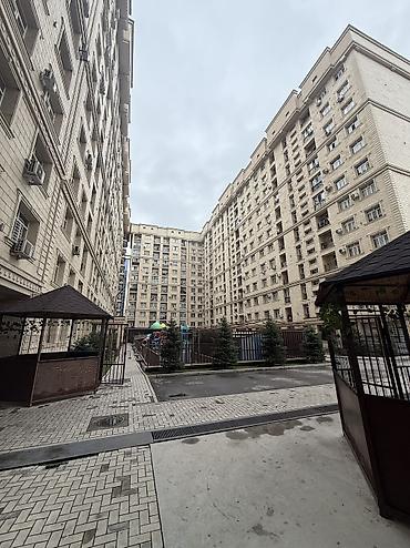 3 комнаты, 87 м², Азия Молл Элитка, 3 этаж, Дизайнерский ремонт
