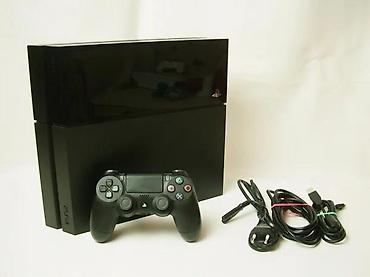 fiksna: U ponudi Sony Playstation 4 sa naslova. Konzola je novija fat — 6