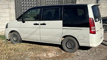 Nissan Serena: 2002 г., 2 л, Вариатор, Газ, Минивэн