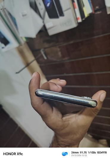 ipone 8 plus: IPhone X, 256 GB, Gümüşü, Face ID — 3