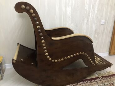 электрический матрас с подогревом бишкек: Креслокачалка .Из натурального дерево и орехового дерева.Ручная