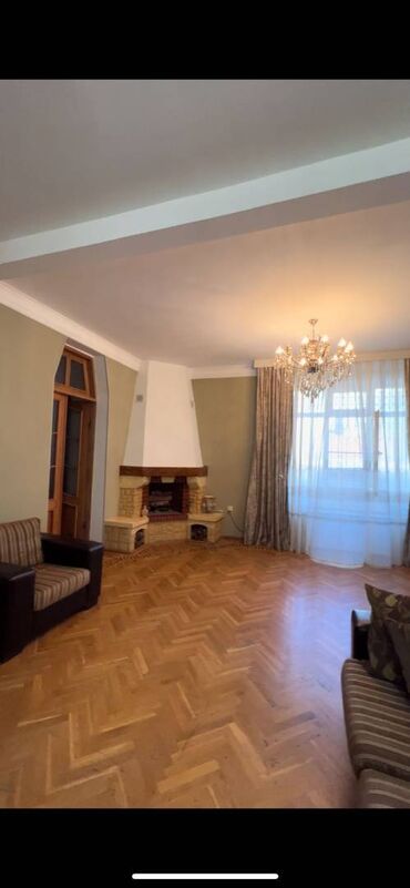 Uzunmüddətli kirayə evlər: 198 kv. m, 4 otaqlı — 10