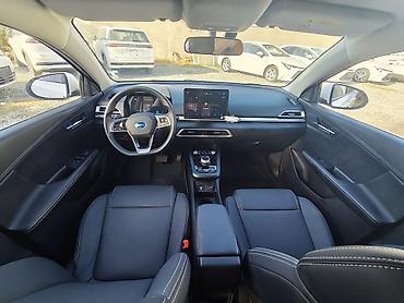 бек абад: BYD E2: 2022 г., Электромобиль, Хэтчбэк — 7