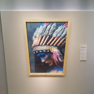 Kişi geyimləri: Tablo 

ölçü 21x30 — 3