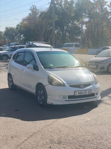 Honda: Honda Fit: 2002 г., 1.3 л, Вариатор, Бензин, Хэтчбэк