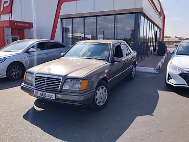eafc 25: Mercedes-Benz E-Class: 1994 г., 2.2 л, Автомат, Бензин, Седан — 4