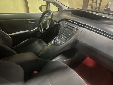 Toyota: Toyota Prius: 2010 г., 1.8 л, Автомат, Гибрид, Седан — 7