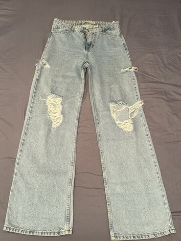 Cinslər: Hamısı klassik denim parçadandır, gündəlik və casual kombinasiyalara — 6