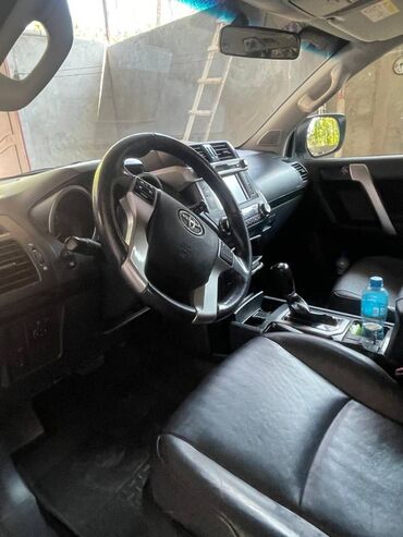 Toyota: Toyota Land Cruiser: 2.4 l | 2014 il Sedan — 4