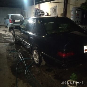 мерседес 230 е: Mercedes-Benz SLK 230: 1990 г., 2.3 л, Механика, Бензин, Седан