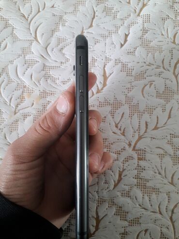 Apple iPhone: IPhone 8, Б/у, 64 ГБ, Black Titanium, Защитное стекло, 100 % — 3