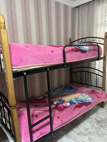 качели для детей: Для девочки и мальчика, Б/у, Кровать