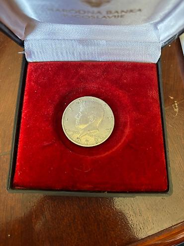 Ostali predmeti za umetnost i kolekcionarstvo: 5 francuskih srebrnih kovanica (2x 1832, 1833, 1838, 1868) 6x pola — 12