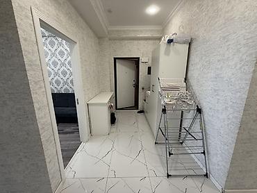 Сниму квартиру: 3 комнаты, 114 м² — 4
