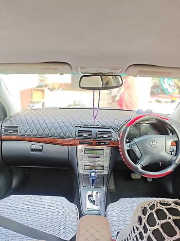 Toyota Avensis: 2004 г., 2 л, Автомат, Бензин, Седан — 2