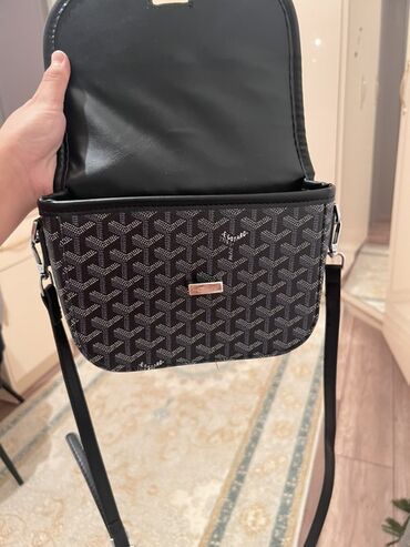 курак сумка: Сумка GOYARD через плечо в чёрно‑сером цвете с фирменным