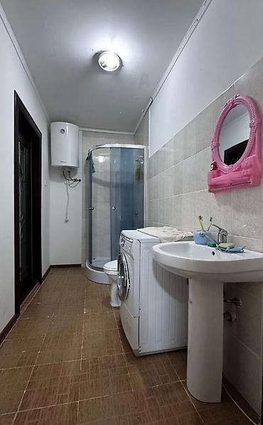 Продажа квартир: 3 комнаты, 70 м² — 1