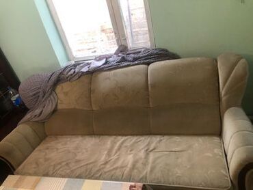 раскладной диван с креслами: Цвет - Бежевый, Б/у