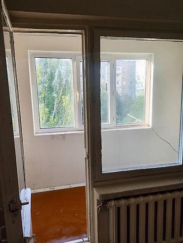 105: 1 комната, 35 м², 12 мкр 105 серия, 5 этаж, Косметический ремонт — 7