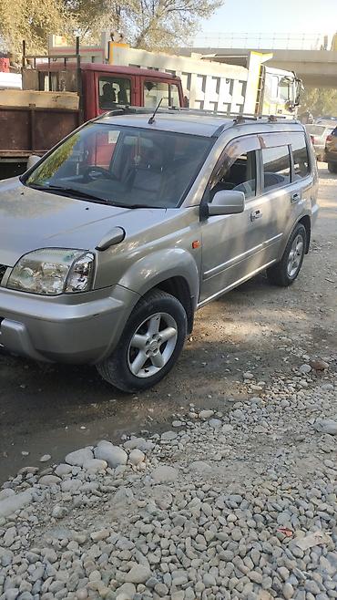 green line: Nissan X-Trail: 2004 г., Автомат, Кроссовер — 6