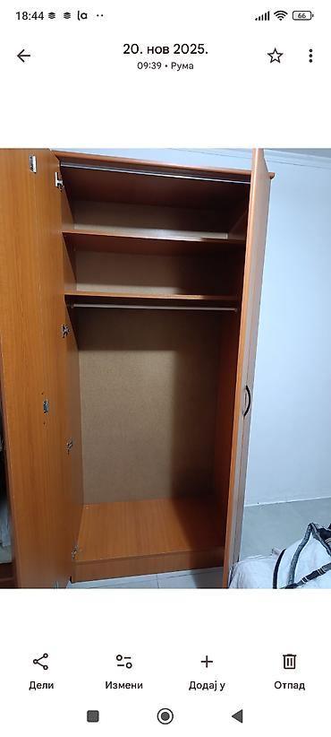 Stilske vitrine: Masivne drvene vitrine – dva modela Model 1 - Materijal: puno drvo sa — 16