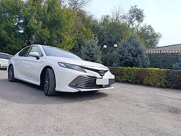 Продажа авто: Toyota Camry: 2019 г., 2.5 л, Вариатор, Гибрид, Седан — 5
