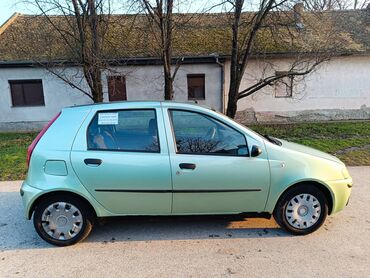 rikverc kamera za auto: Fiat Punto: 1.2 l | 2001 г. 200000 km. Hečbek