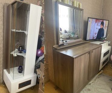ikinci el kuxna mebeli: Açılan, 2 qapılı Düz dolab, Servant