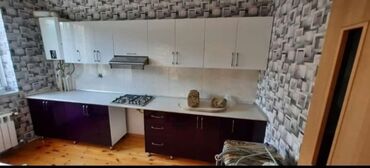 Sifarişlə mətbəx mebeli: Sifarişlə mətbəx dəsti, Özü çəkən petlələr, Sadə laminat, Kredit yoxdur, Pulsuz çatdırılma — 16