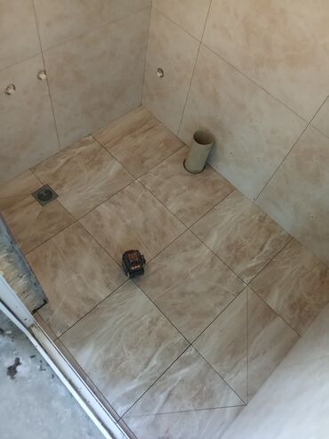 Plitə işləri: Mənzillər🏢, kotteclər🏘️,və digər obyektlərdə🏫🏟️ keramika plitələr🔳 — 22