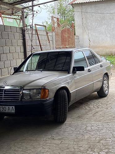 Mercedes-Benz 190: 1992 г., 1.8 л, Механика, Бензин, Седан