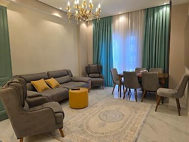 dəst mebel: İcarəyə verilir 3 otaqlı yeni tikili 95 m², Ağ şəhər q. Kateqoriya — 2