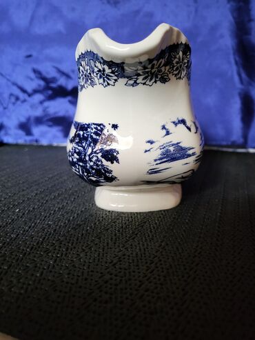 Činije: Sosijera nova engleska iz 70ih. Nova sosijera sve na njoj odsjaj od na lalafo.rs — 5 Činije: Sosijera nova engleska iz 70ih. Nova sosijera sve na njoj odsjaj od — 5