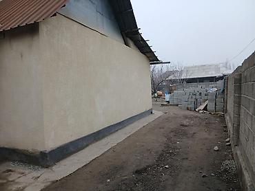 Продажа коттеджей и домов: 🏡 Продаётся уютный 4-комнатный дом с участком — отличное предложение! — 1