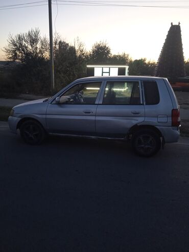 ключ мазда: Mazda Demio: 2001 г., 1.3 л, Механика, Бензин, Хэтчбэк