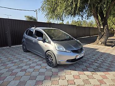 сдаю хонда жаз: Honda Jazz: 2011 г., 1.3 л, Механика, Бензин, Хэтчбэк — 1