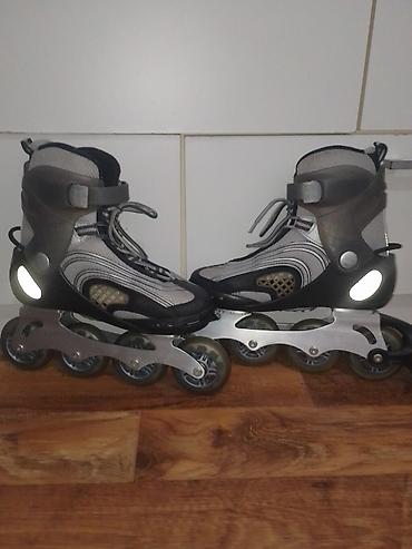 Roleri i rolšue: Roleri broj 39– 4 točka po roleru, aluminijumska šasija - — 2